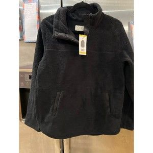 TS woman’s pullover